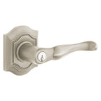 Baldwin Hardware Juego de Entrada con Llave 5237 — Manija Bethpage con Roseta Bethpage — Níquel satinado Lifetime