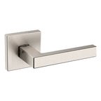Baldwin Hardware Manija L023 con Roseta R017 — Níquel satinado Lifetime — Paso