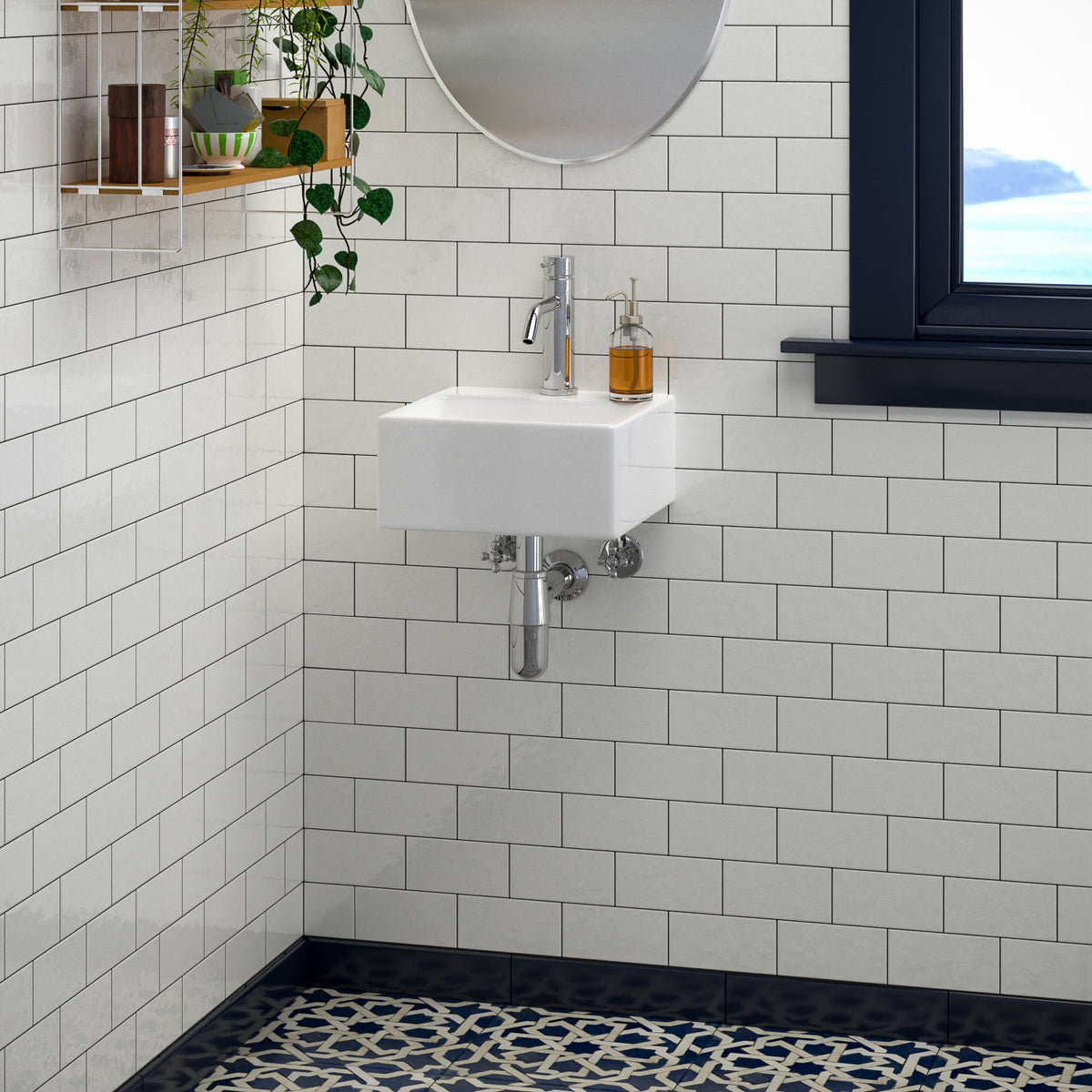 Barclay Mini Nova — Lavabo de Pared Cuadrado de Fireclay — imagen 6