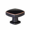 Emtek Perilla de Gabinete Kenter Soft Cuadrada, 1-1/4" — Bronce Aceitado