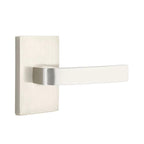 Níquel Satinado · Modern Rectangular Rosette