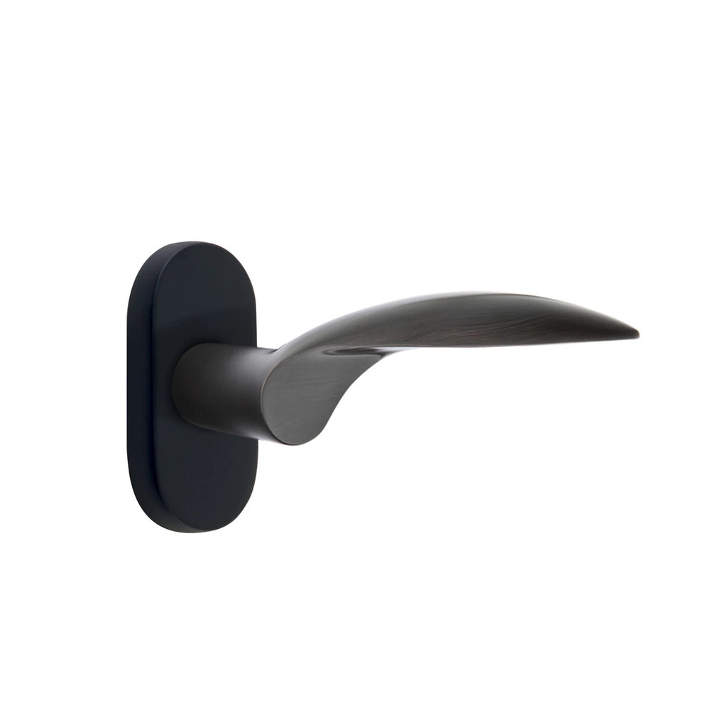 Negro Mate · 1-1/2" x3" Oval Rosette