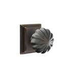 Bronce Aceitado · Wilshire Rosette