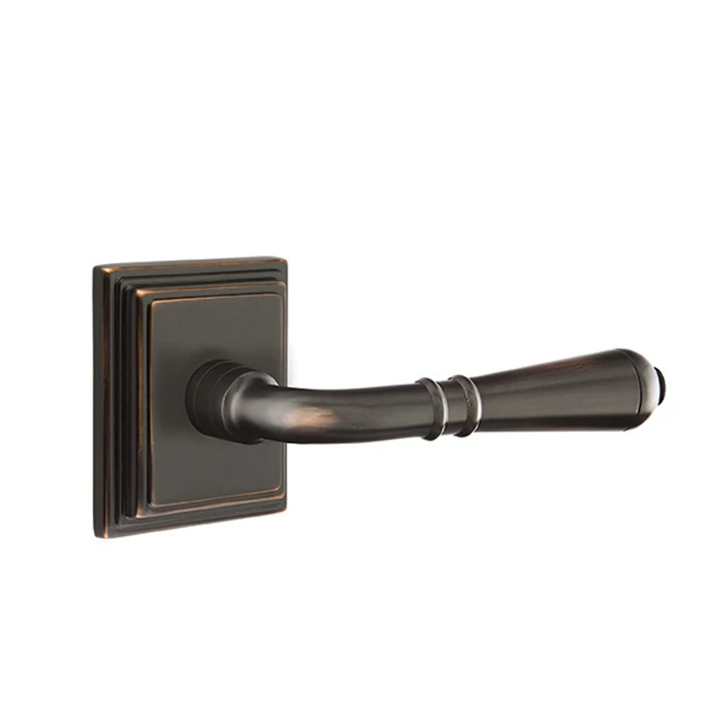 Bronce Aceitado · Wilshire Rosette