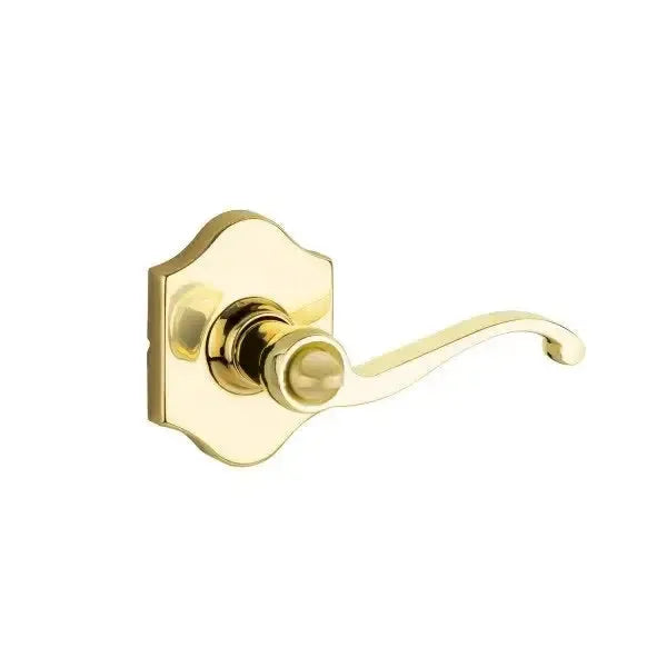 Yale Expressions Everly rosette with Keyed Farmington lever, Kwikset keyway — Latón Pulido