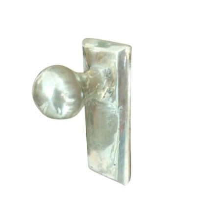 Jaladera de Botón de Bolita con Placa Rectangular