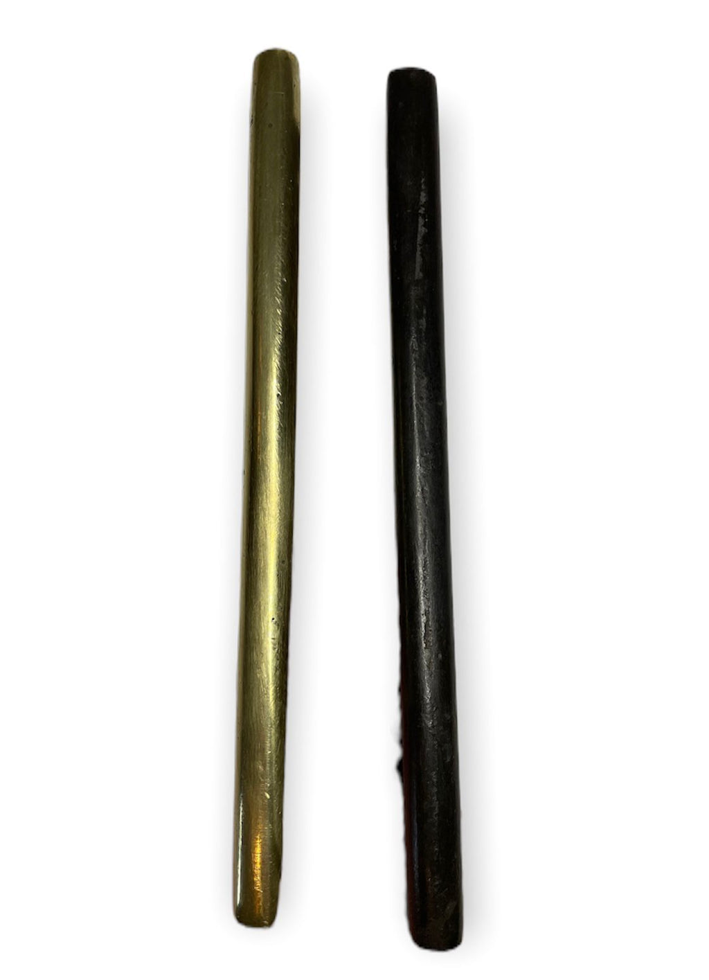 Jaladera en tira de bronce