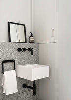 Cespol negro mate para lavabo